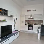 Апартаменты A *