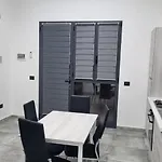 A Апартаменты *